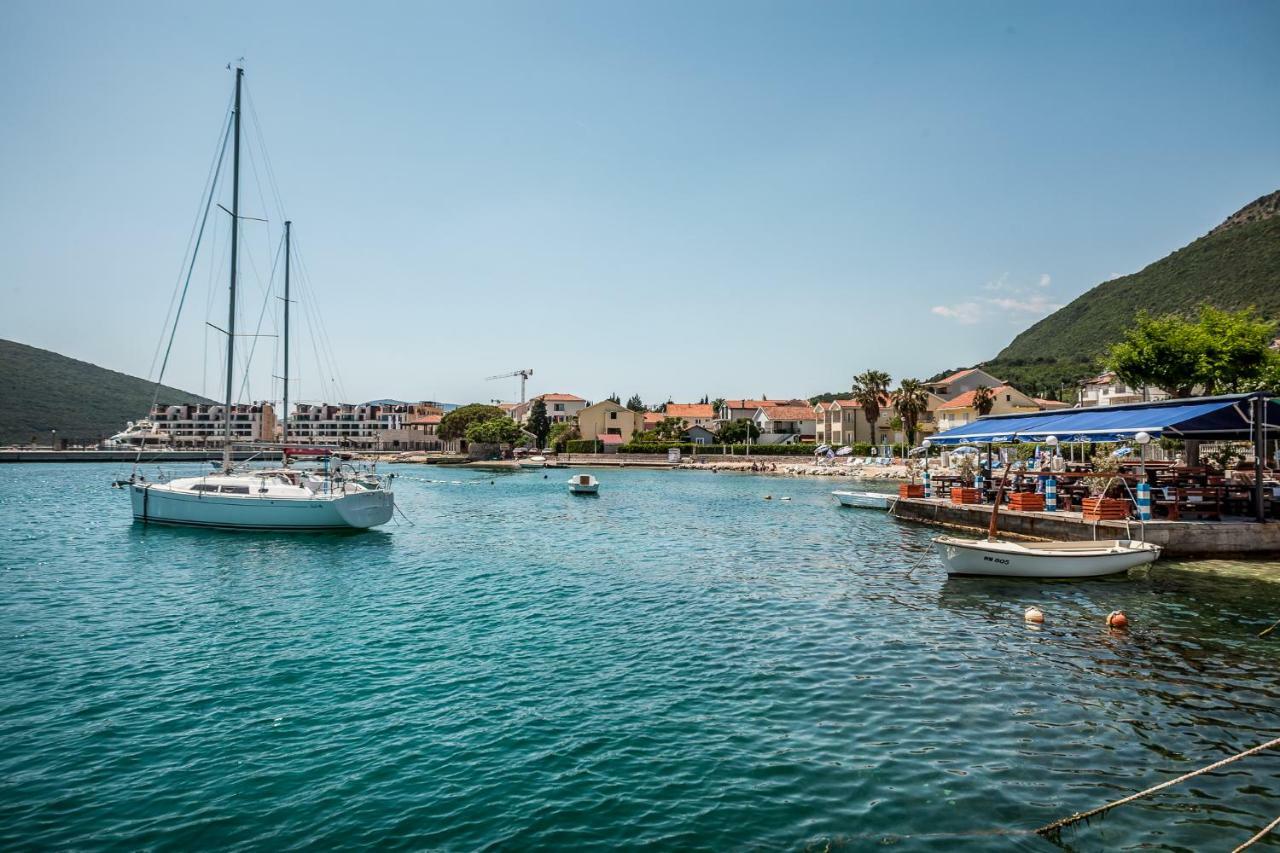 Ferienwohnung Blue Sea Herceg Novi Exterior foto